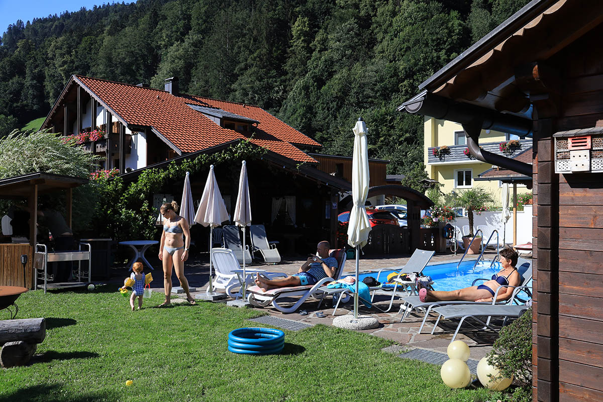 Pension Monteneu in Bartholomaberg, vakantie Hans en Gina Mom 2020 Oostenrijk